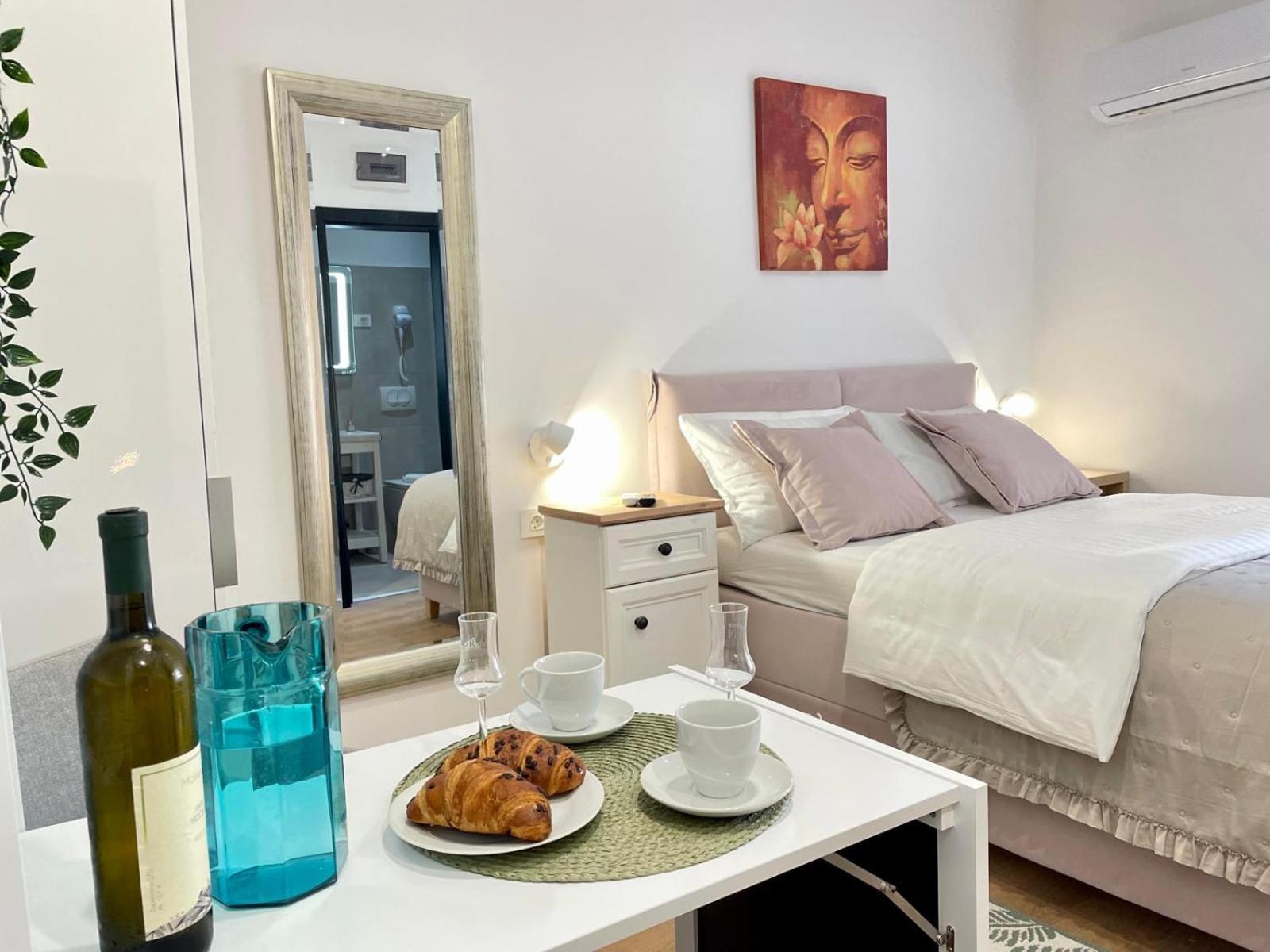 Ferienwohnung Astraluxe Fažana Exterior foto